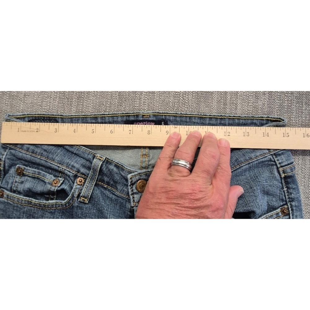 Levi's 518 Superlow Bootcut Jeans Women's sz 9 Short light wash stretch denim - Picture 7 of 16